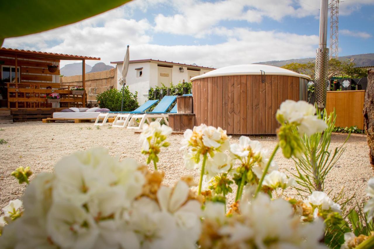 Lykke Suite Spa Sauna Piscina Y Jardin Buzanada Zewnętrze zdjęcie