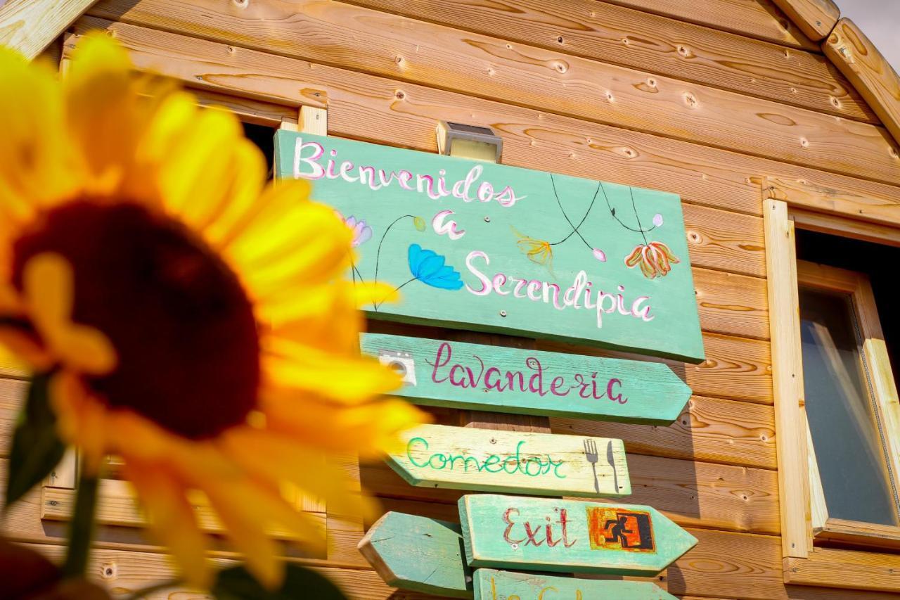 Lykke Suite Spa Sauna Piscina Y Jardin Buzanada Zewnętrze zdjęcie